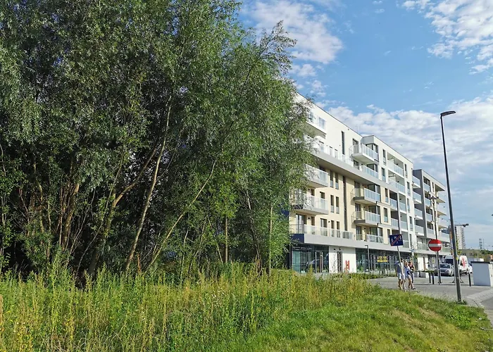 Flou Przystan Letnica 2, Noclegi Plaza 700M